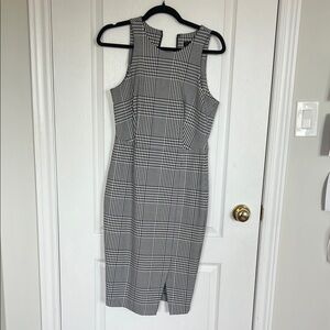 Sleeveless Black and White Plaid Sheath Dress